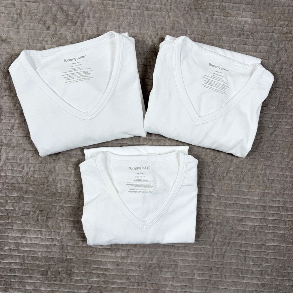 Tommy John Mens Stay-Tucked V-Neck Undershirt White Cotton Blend 3-Pack Size M
